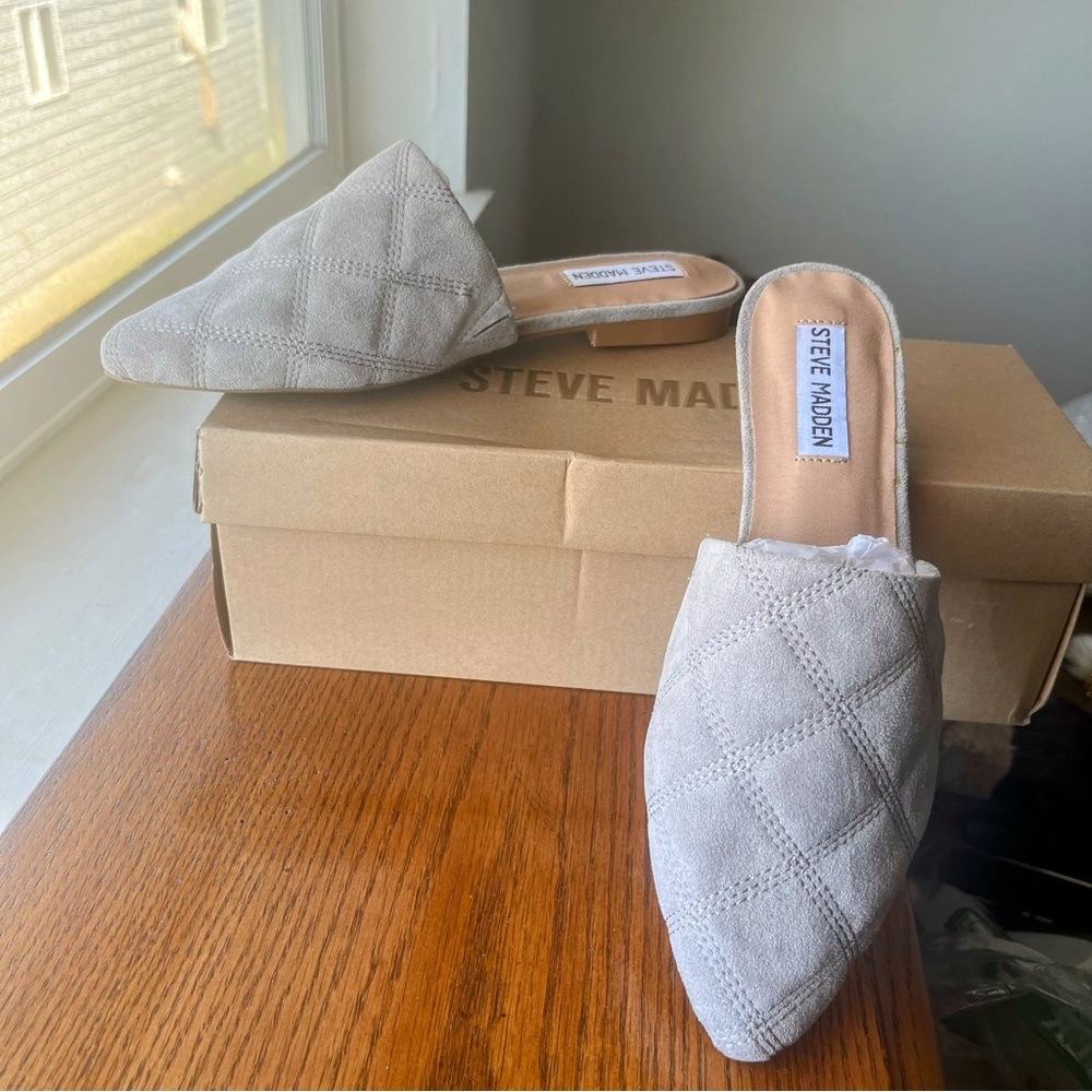 LAST CHANCE -- Steve Madden Gray Suede Quilted Mules NWT